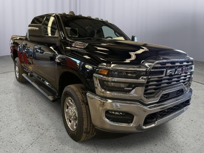 2026 RAM 2500 Tradesman Crew Cab 4x4 6'4' Box