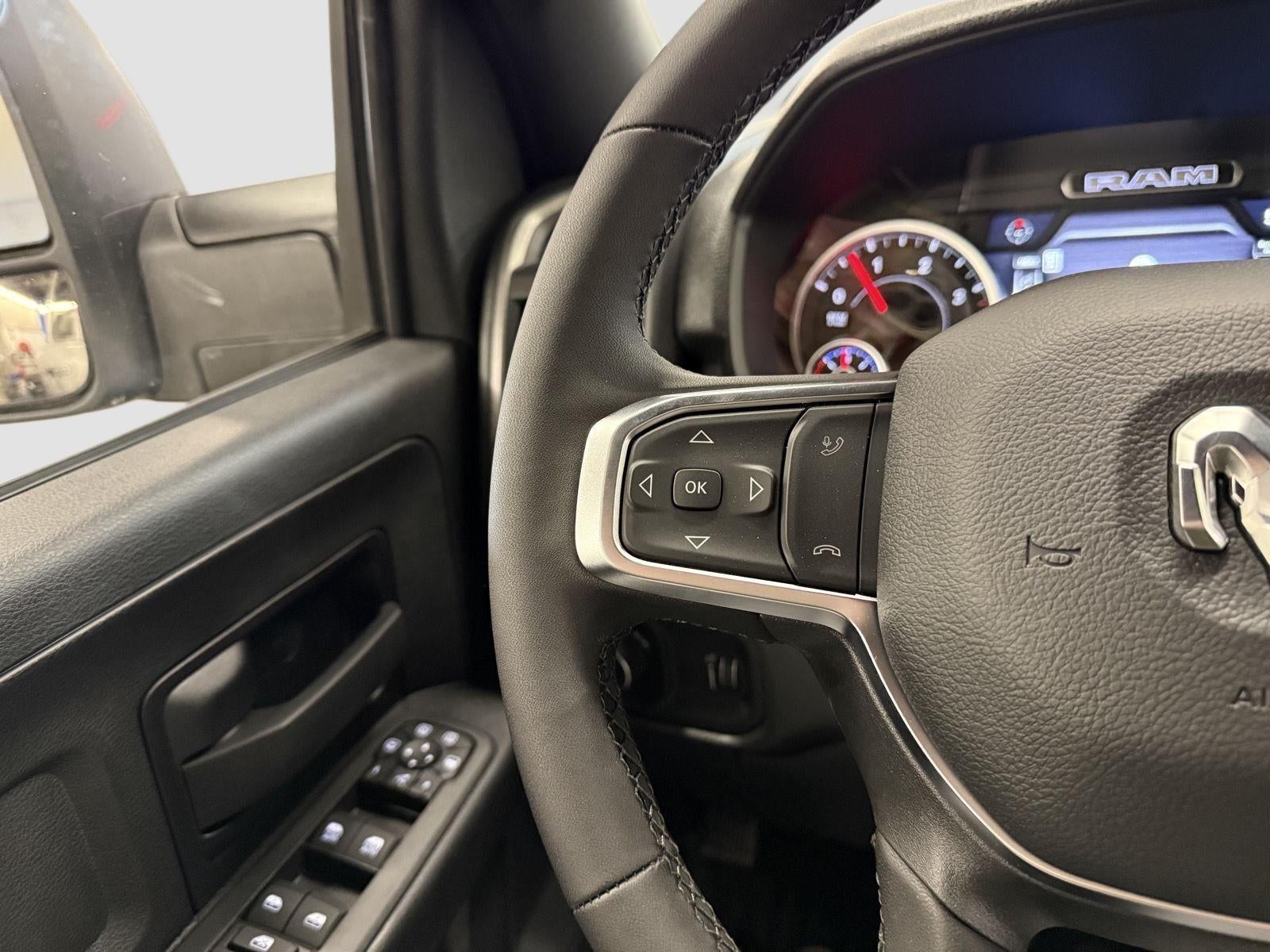2026 RAM 2500 Tradesman Crew Cab 4x4 6'4' Box