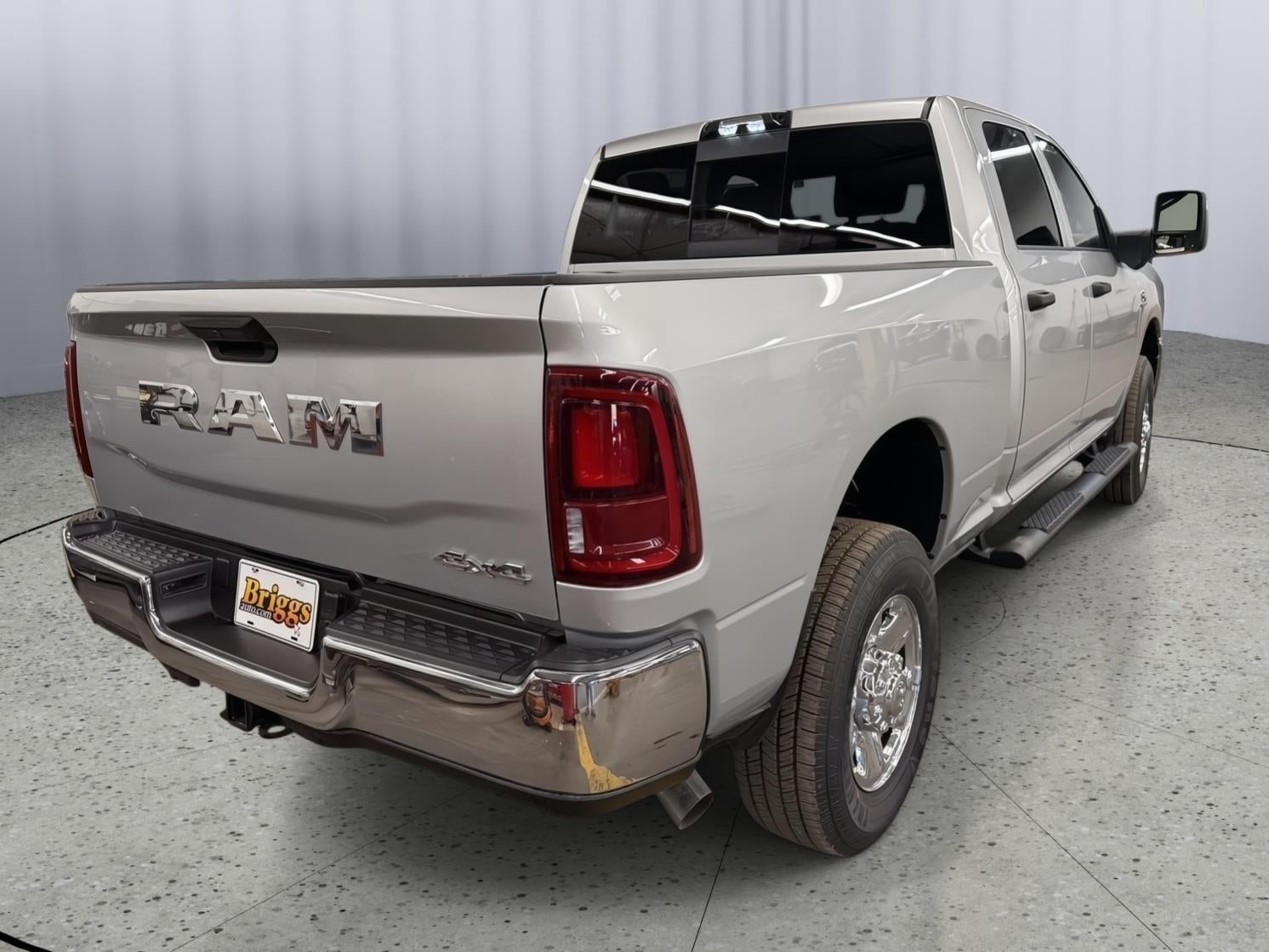 2026 RAM 2500 Tradesman Crew Cab 4x4 6'4' Box