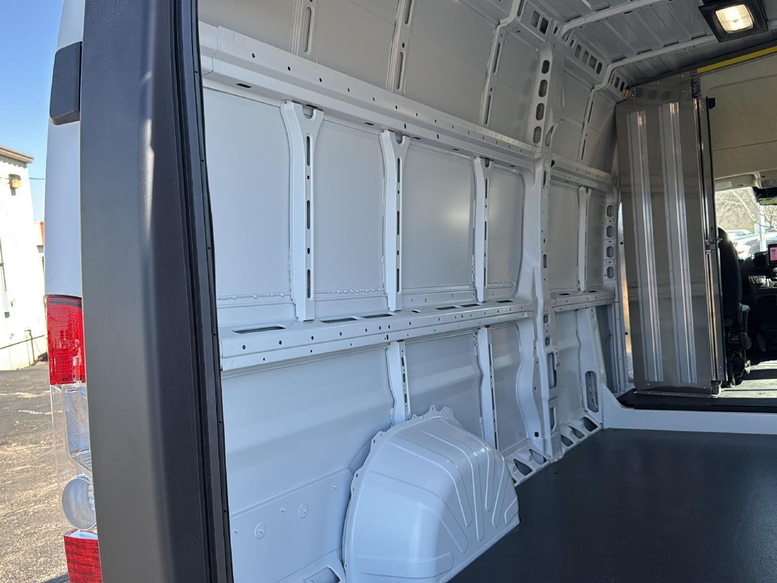 2025 RAM Promaster Cargo Van Ev 3500 Step Van Super High Roof 159" WB EXT