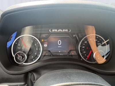 2026 RAM 1500 Express Crew Cab 4x4 5'7' Box