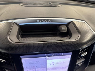 2026 RAM 1500 Express Crew Cab 4x4 5'7' Box