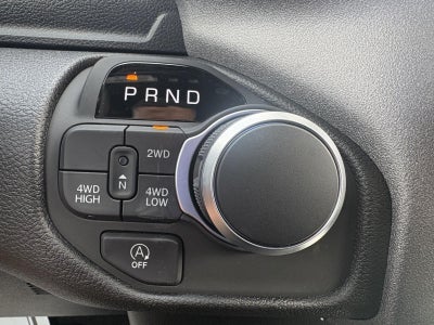 2026 RAM 1500 Tradesman Crew Cab 4x4 5'7' Box