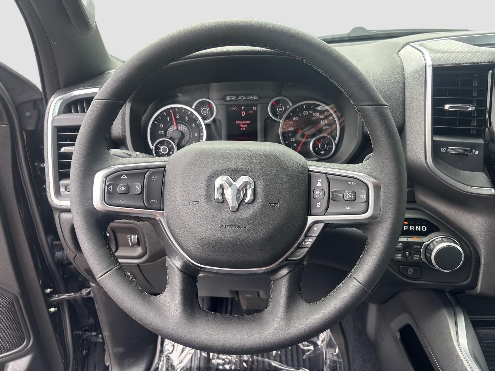 2026 RAM 1500 Big Horn Crew Cab 4x4 5'7' Box