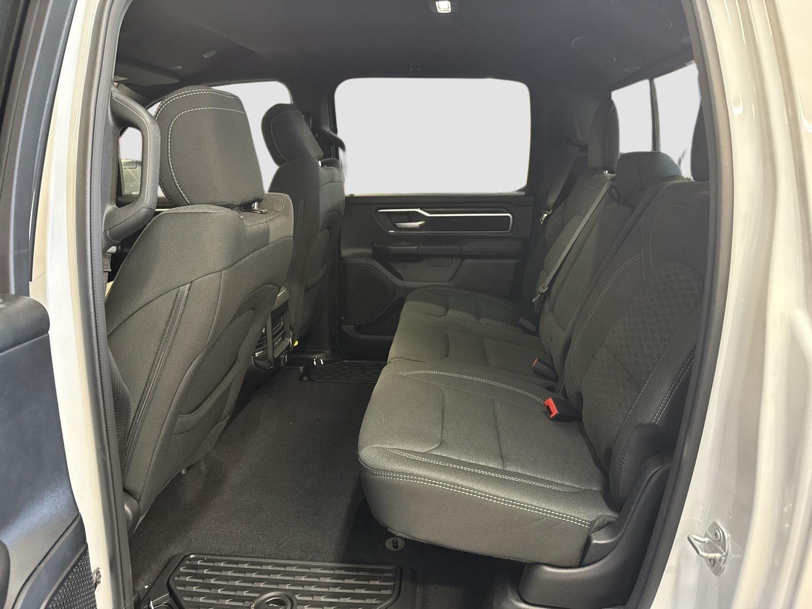 2026 RAM 1500 Big Horn Crew Cab 4x4 5'7' Box