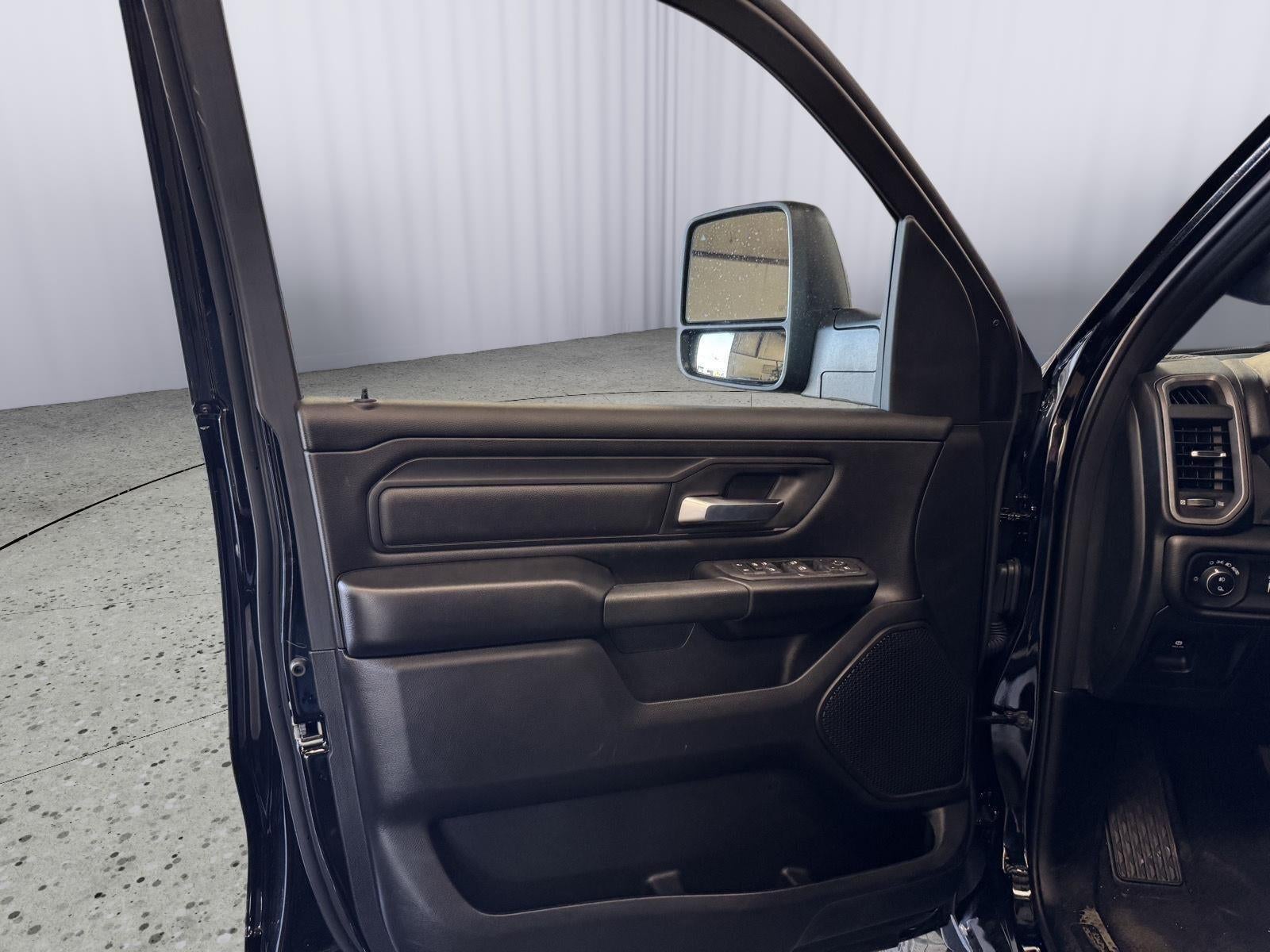 2026 RAM 1500 Warlock Crew Cab 4x4 5'7' Box
