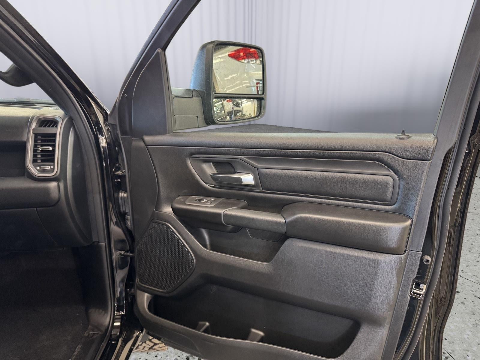 2026 RAM 1500 Warlock Crew Cab 4x4 5'7' Box