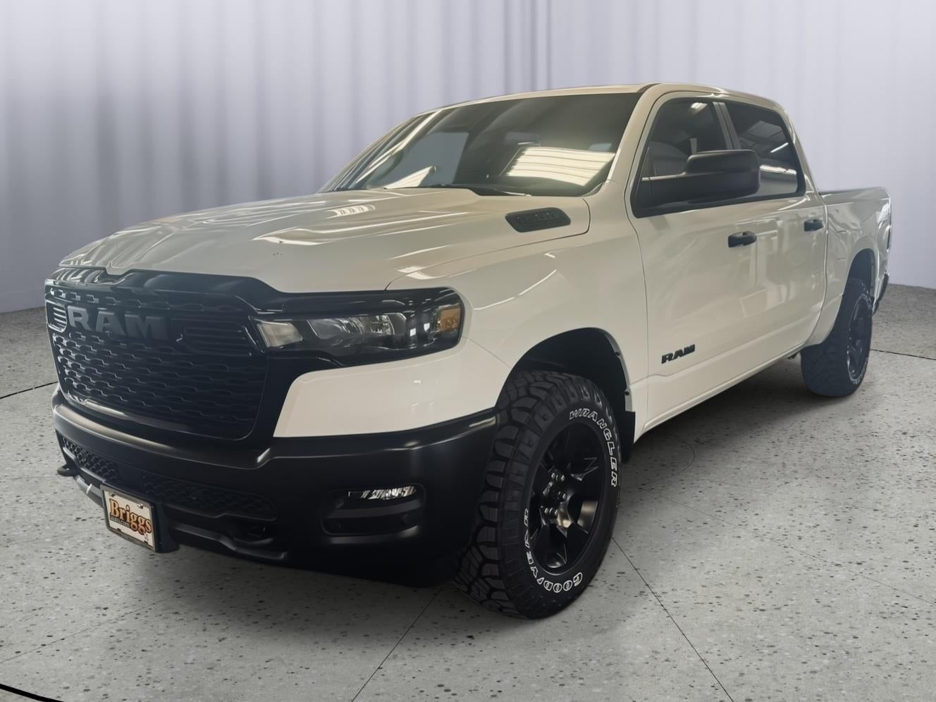 2026 RAM 1500 Warlock Crew Cab 4x4 5'7' Box