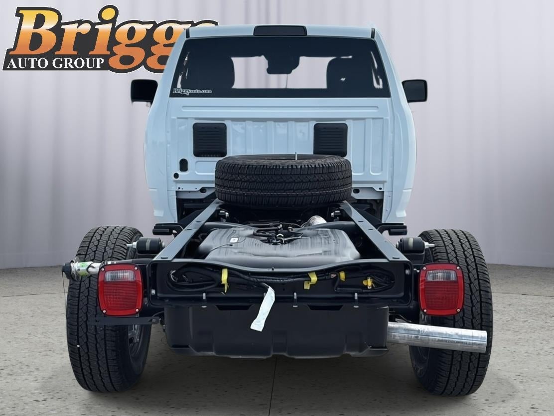 2026 RAM Ram 3500 Chassis Cab RAM 3500 TRADESMAN CHASSIS REGULAR CAB 4X4 60' CA