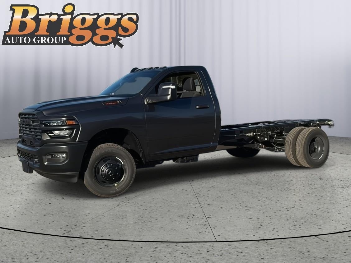 2026 RAM Ram 3500 Chassis Cab RAM 3500 TRADESMAN CHASSIS REGULAR CAB 4X4 84' CA