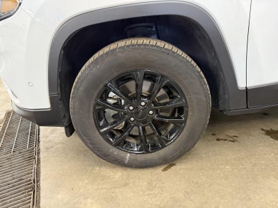 2023 Jeep Cherokee Altitude Lux 4x4