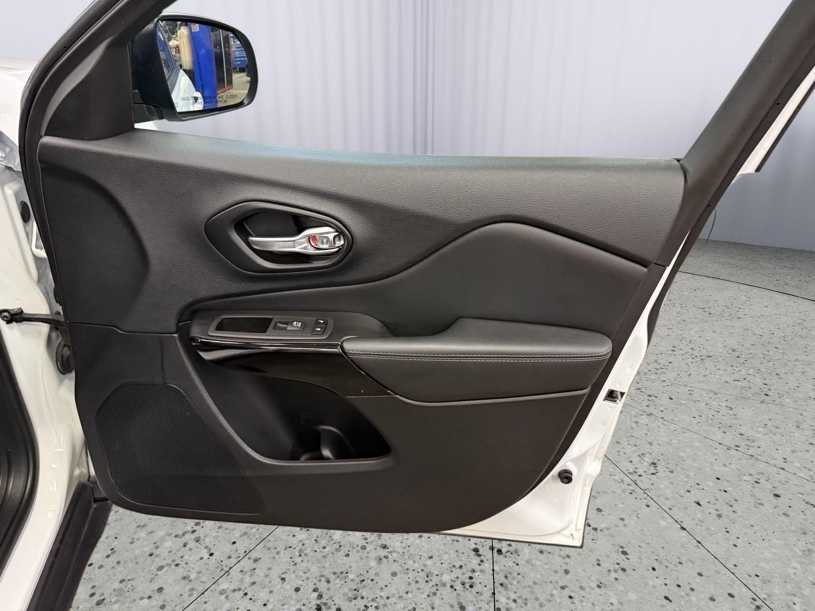 2023 Jeep Cherokee Altitude Lux 4x4