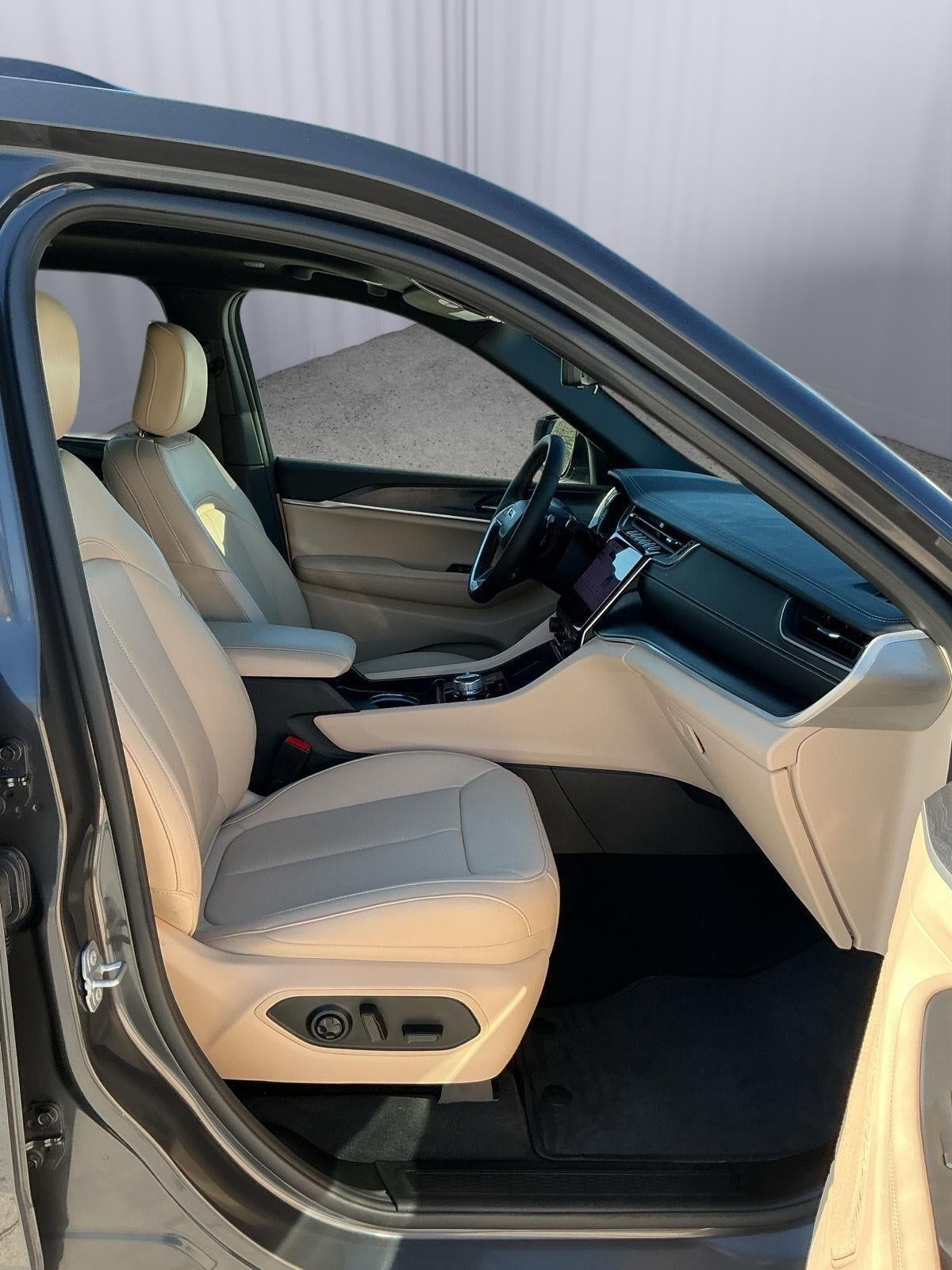 2025 Jeep Grand Cherokee Limited 4x4