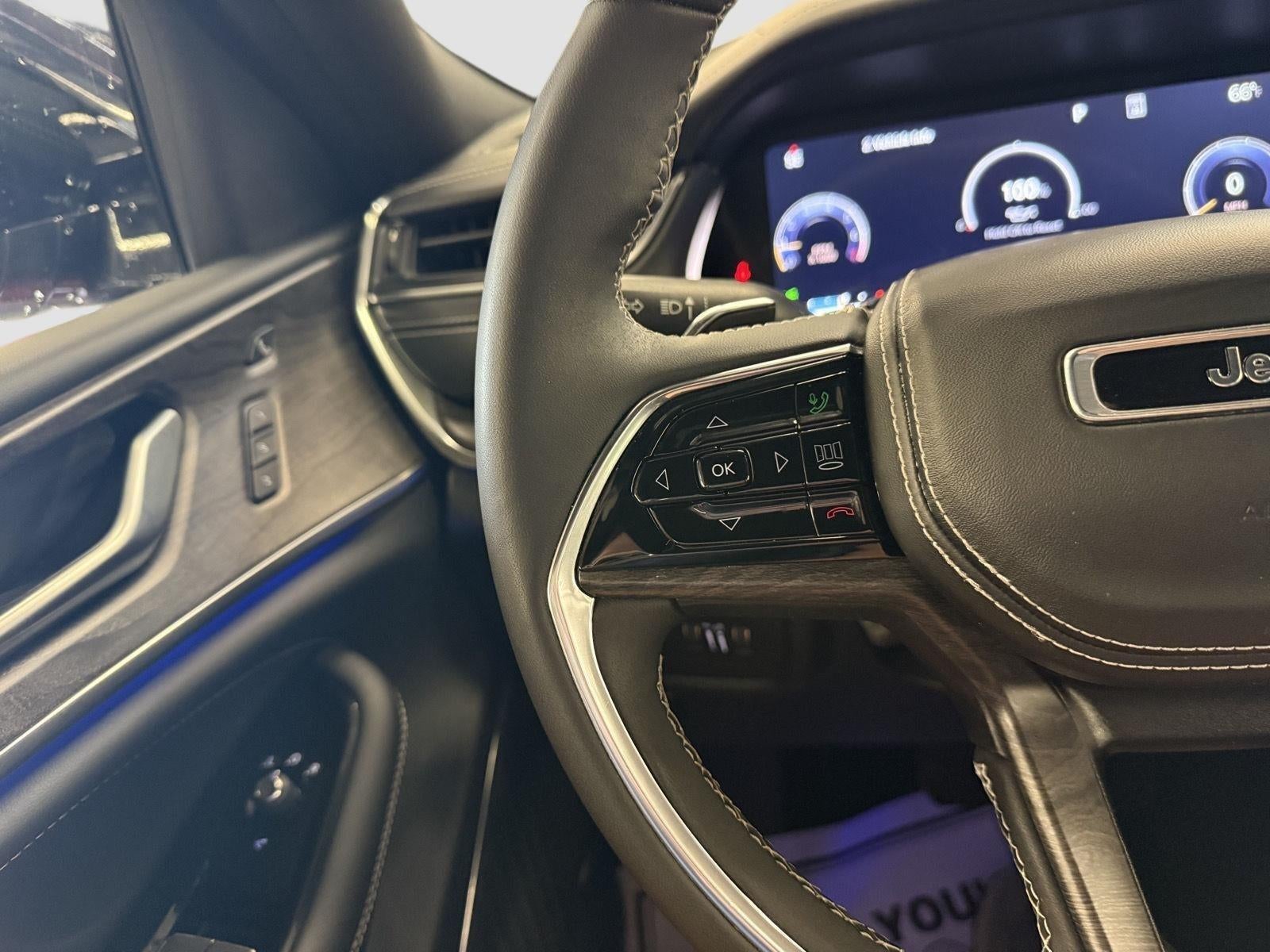 2023 Jeep Grand Cherokee Overland 4x4