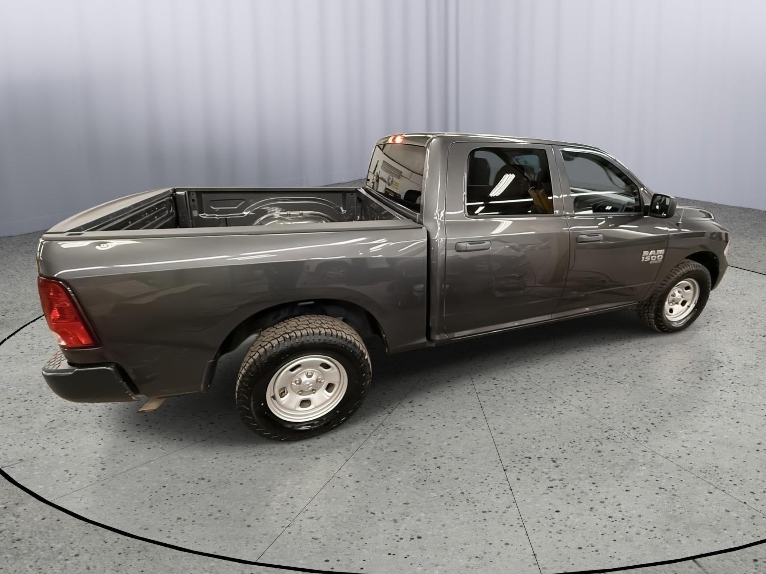 2019 RAM 1500 Classic Tradesman Crew Cab 4x4 5'7' Box