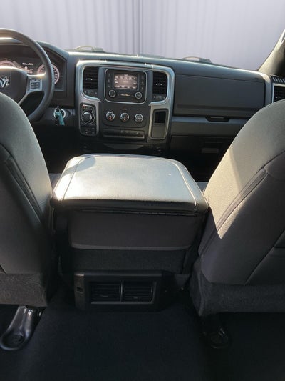 2024 RAM 1500 Classic Warlock Crew Cab 4x4 5'7' Box