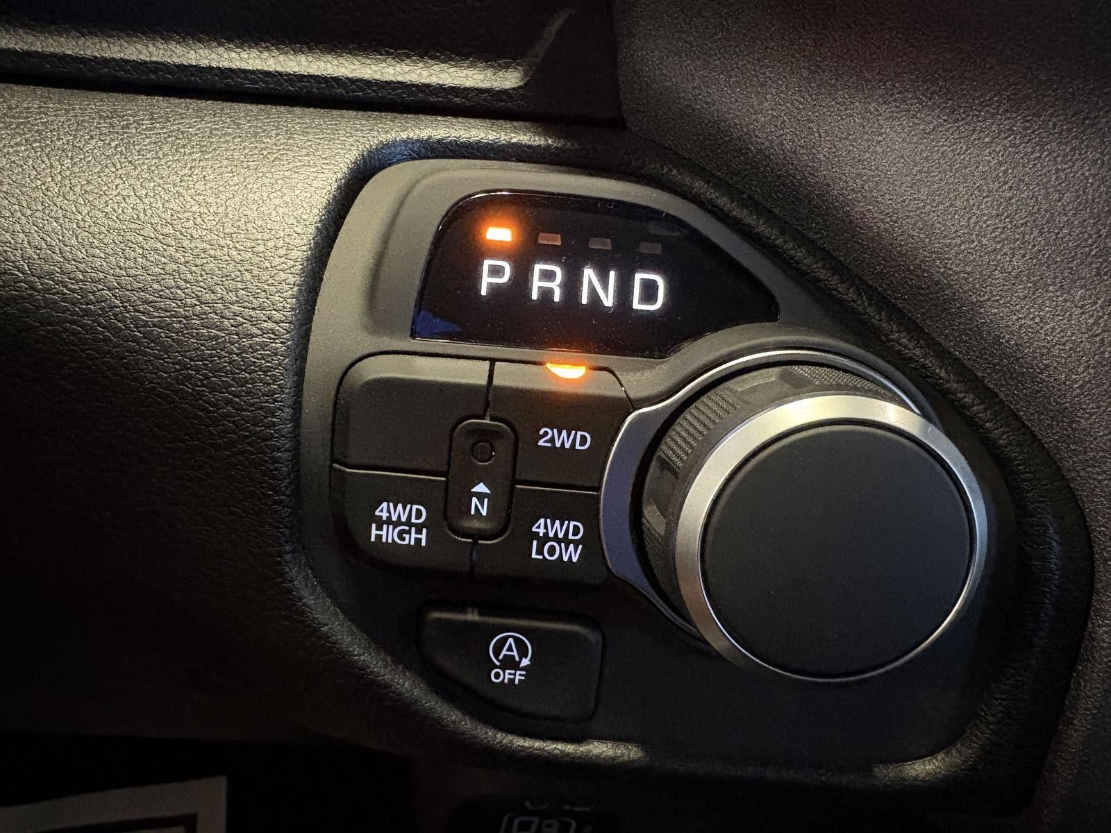 2026 RAM 1500 RAM 1500 TRADESMAN QUAD CAB 4X4 6'4' BOX