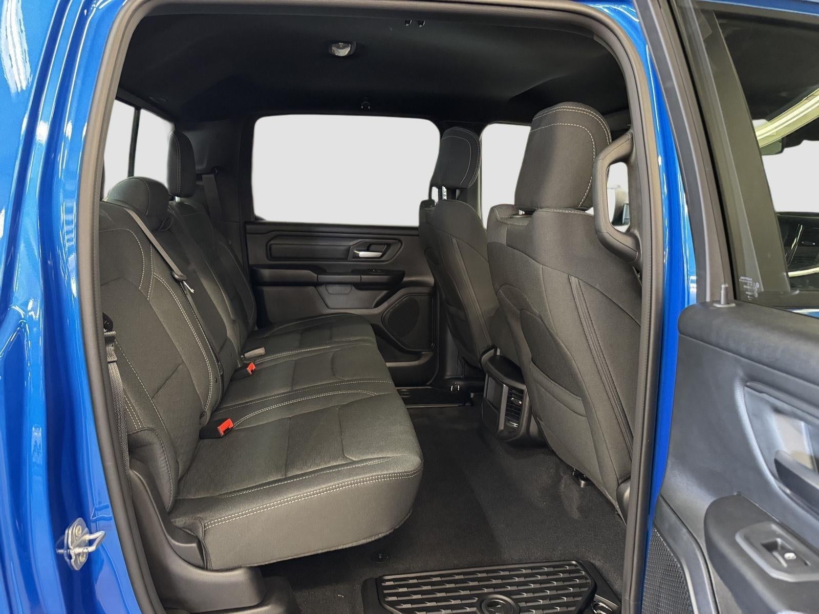 2026 RAM Ram 1500 RAM 1500 TRADESMAN CREW CAB 4X4 5'7' BOX