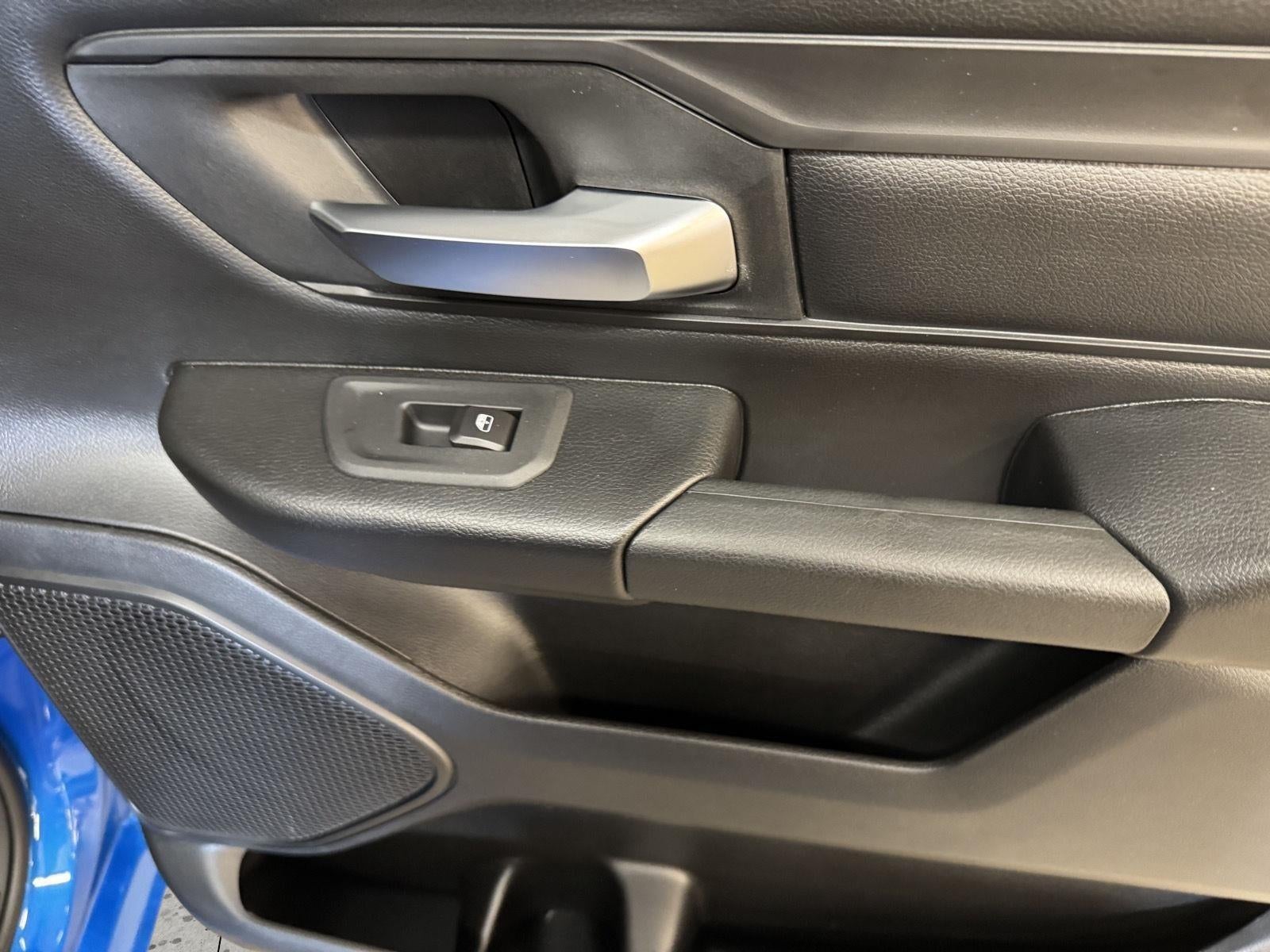 2026 RAM Ram 1500 RAM 1500 TRADESMAN CREW CAB 4X4 5'7' BOX