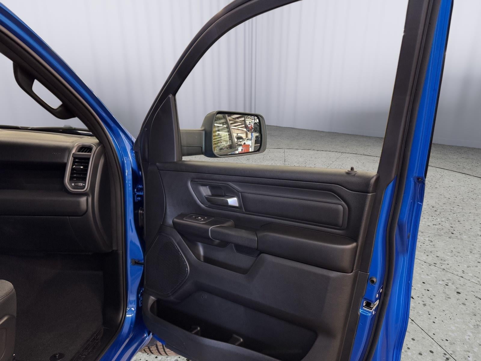 2026 RAM Ram 1500 RAM 1500 TRADESMAN CREW CAB 4X4 5'7' BOX