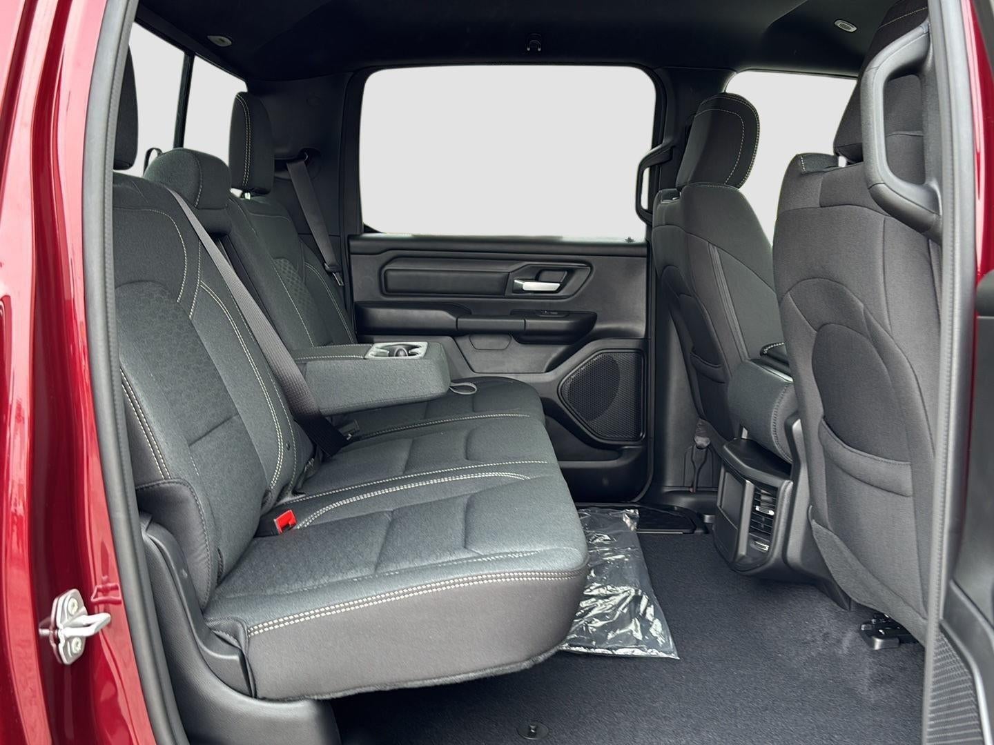2026 RAM Ram 1500 Tradesman Crew Cab 4x4 5'7' Box
