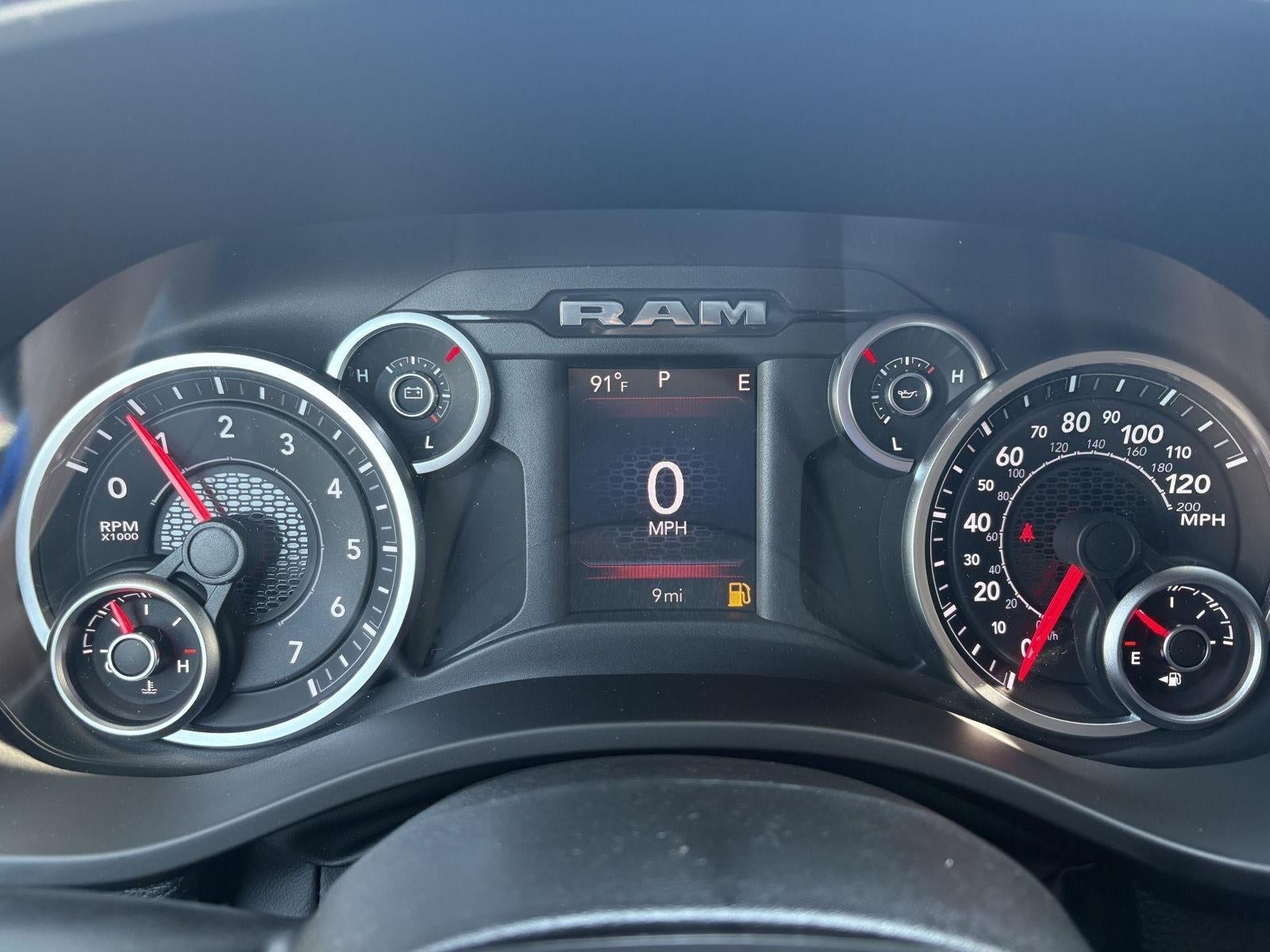 2026 RAM Ram 1500 RAM 1500 TRADESMAN CREW CAB 4X4 5'7' BOX