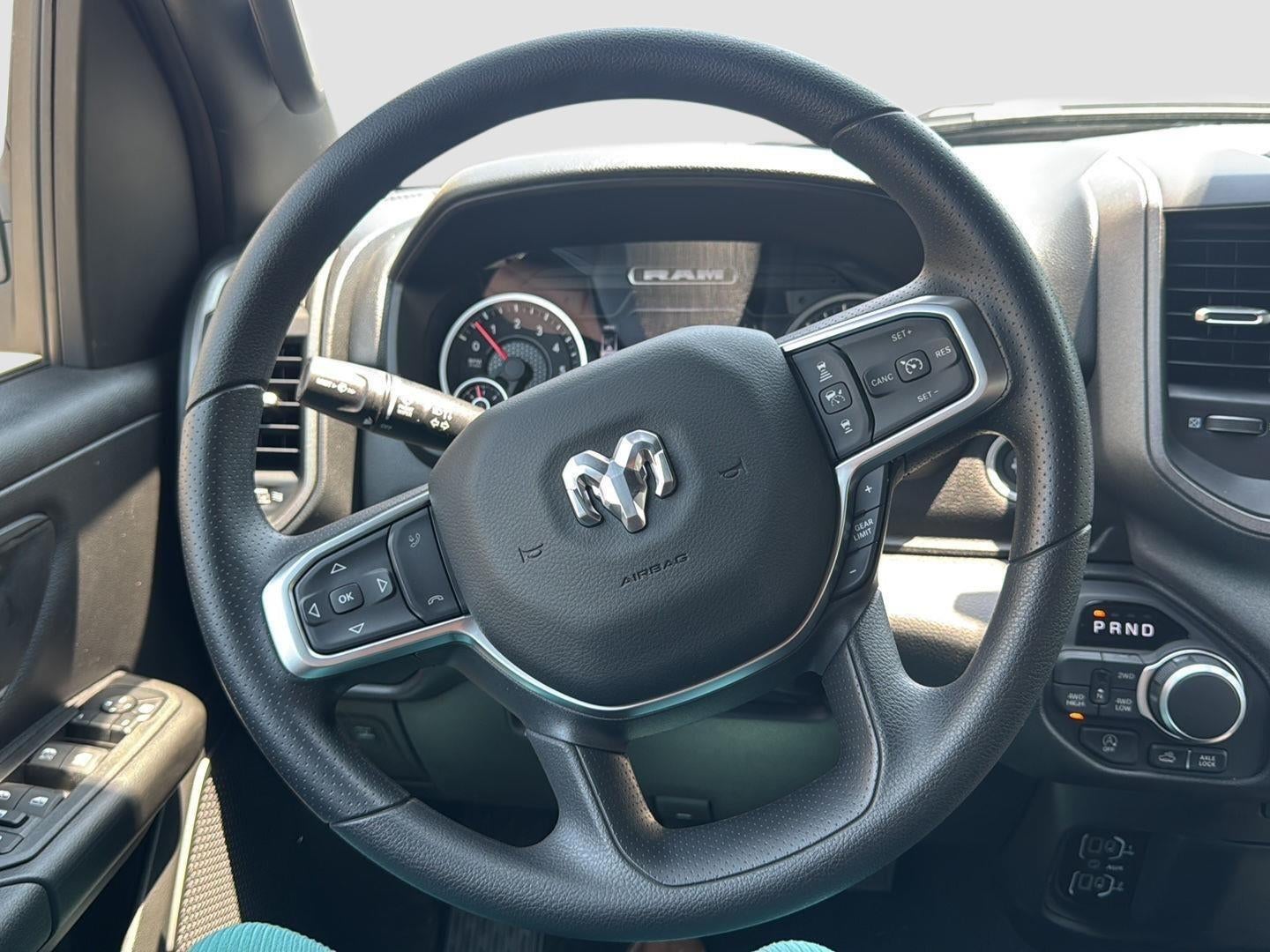 2025 RAM Ram 1500 RAM 1500 WARLOCK CREW CAB 4X4 5'7' BOX