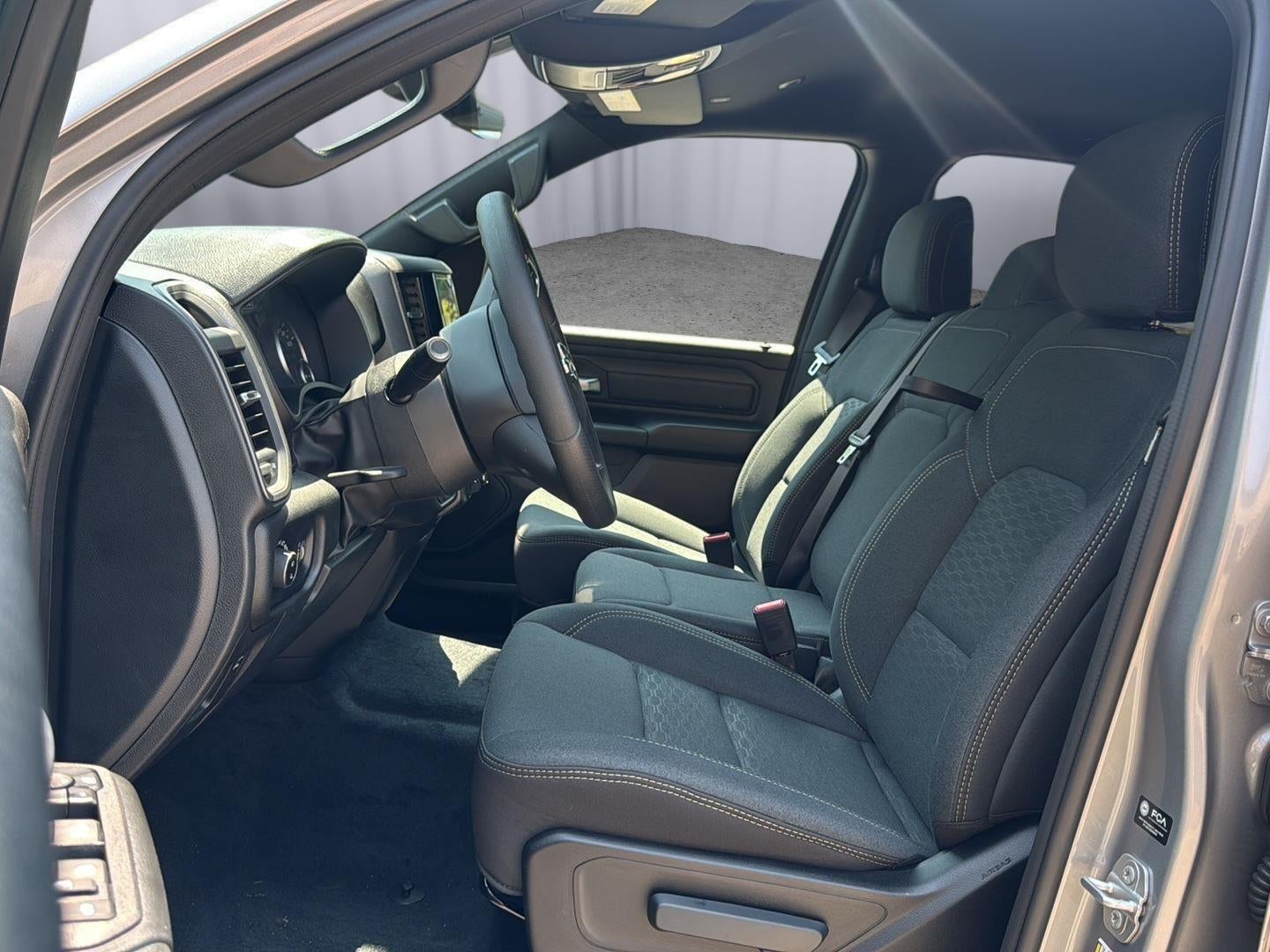 2025 RAM Ram 1500 RAM 1500 WARLOCK CREW CAB 4X4 5'7' BOX