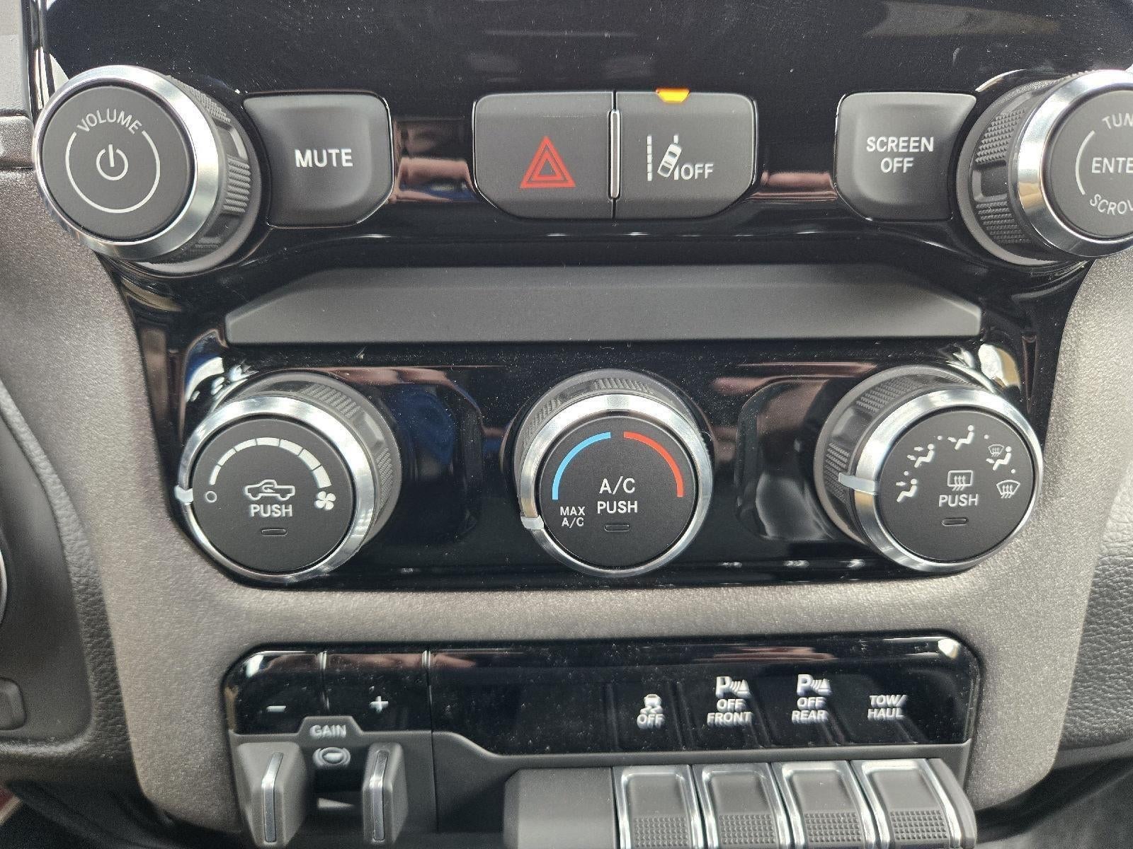 2026 RAM Ram 1500 RAM 1500 WARLOCK CREW CAB 4X4 5'7' BOX