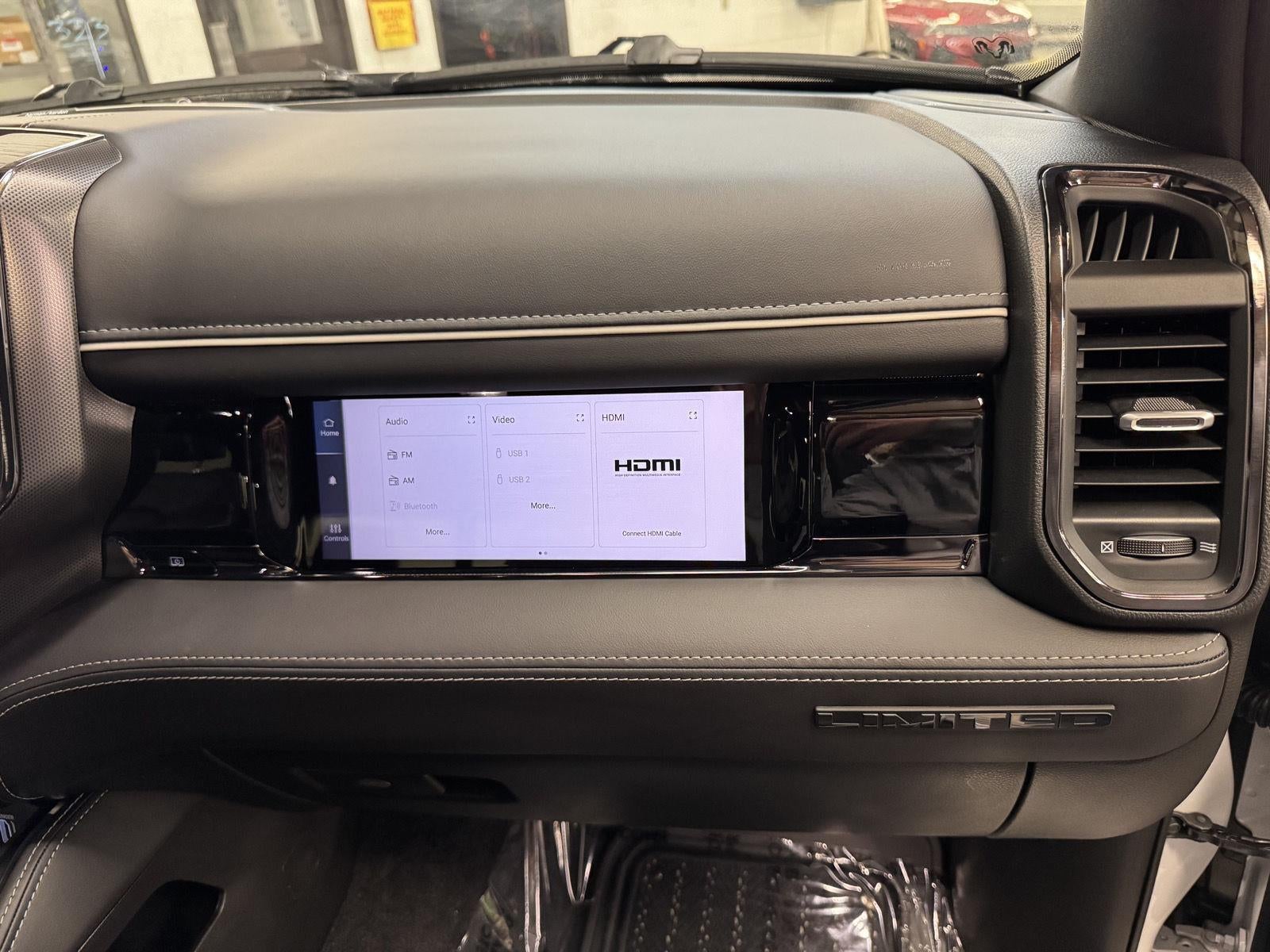 2026 RAM Ram 1500 RAM 1500 LIMITED CREW CAB 4X4 5'7' BOX