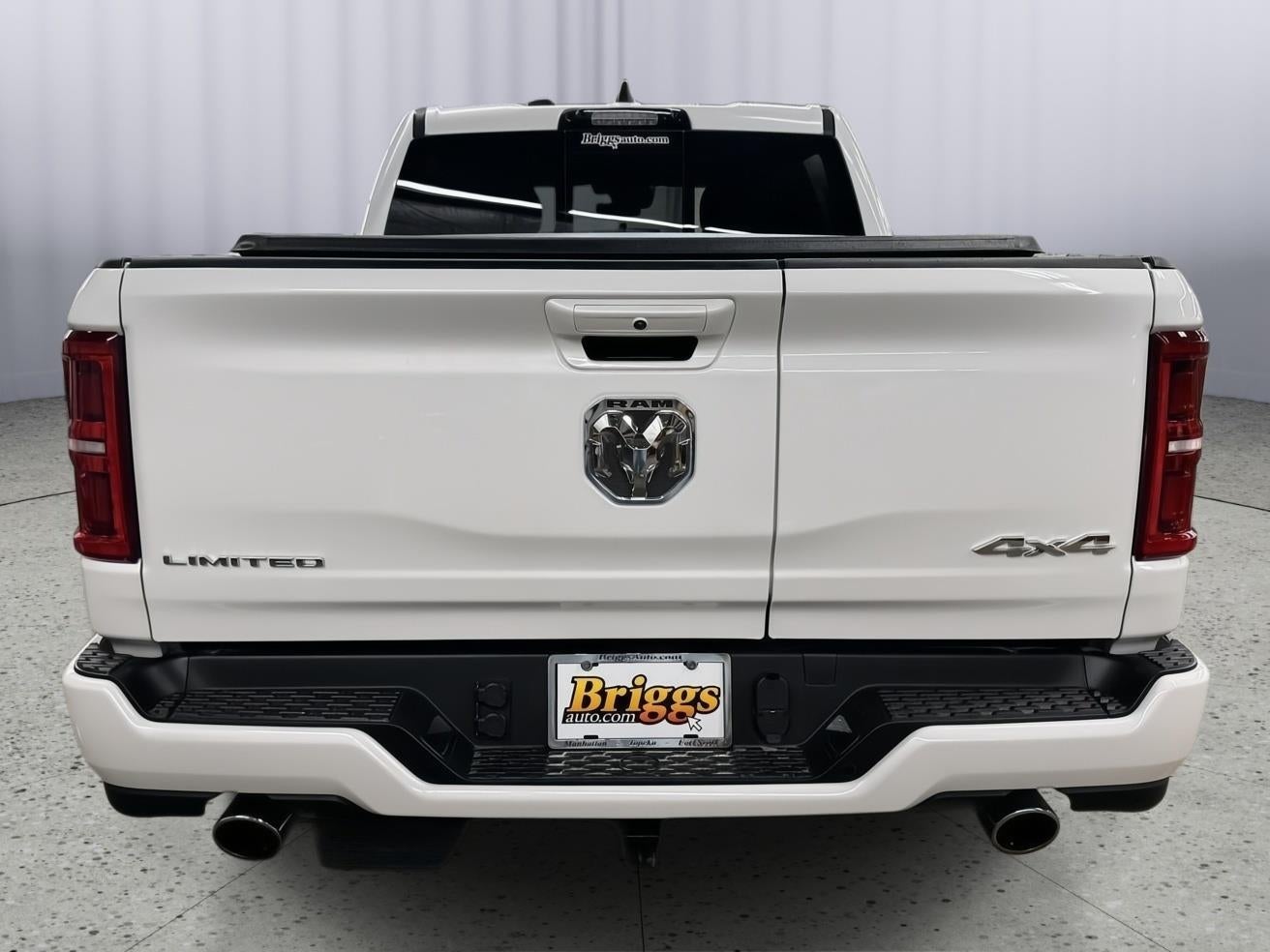 2026 RAM Ram 1500 RAM 1500 LIMITED CREW CAB 4X4 5'7' BOX