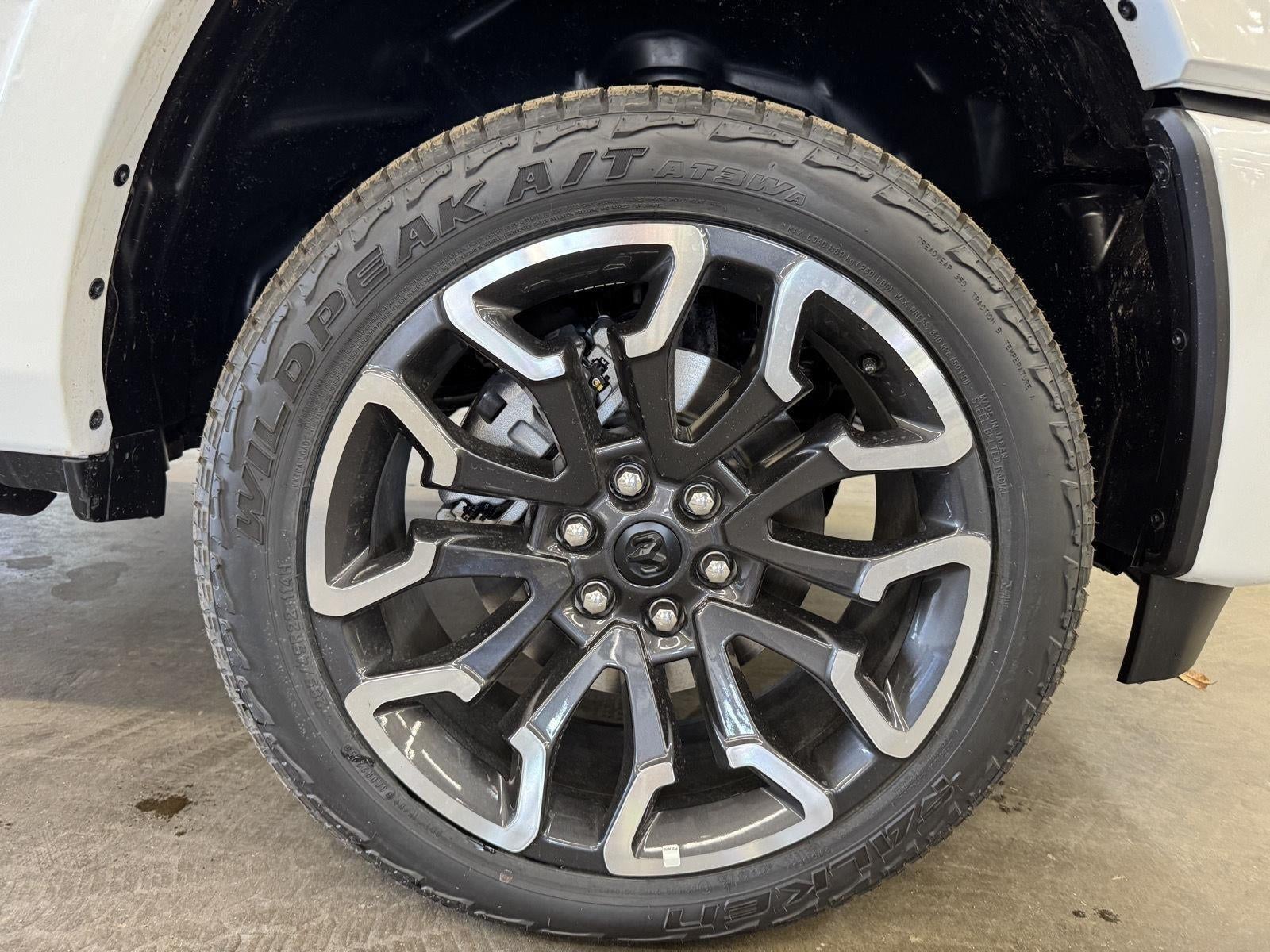 2026 RAM Ram 1500 RAM 1500 LIMITED CREW CAB 4X4 5'7' BOX