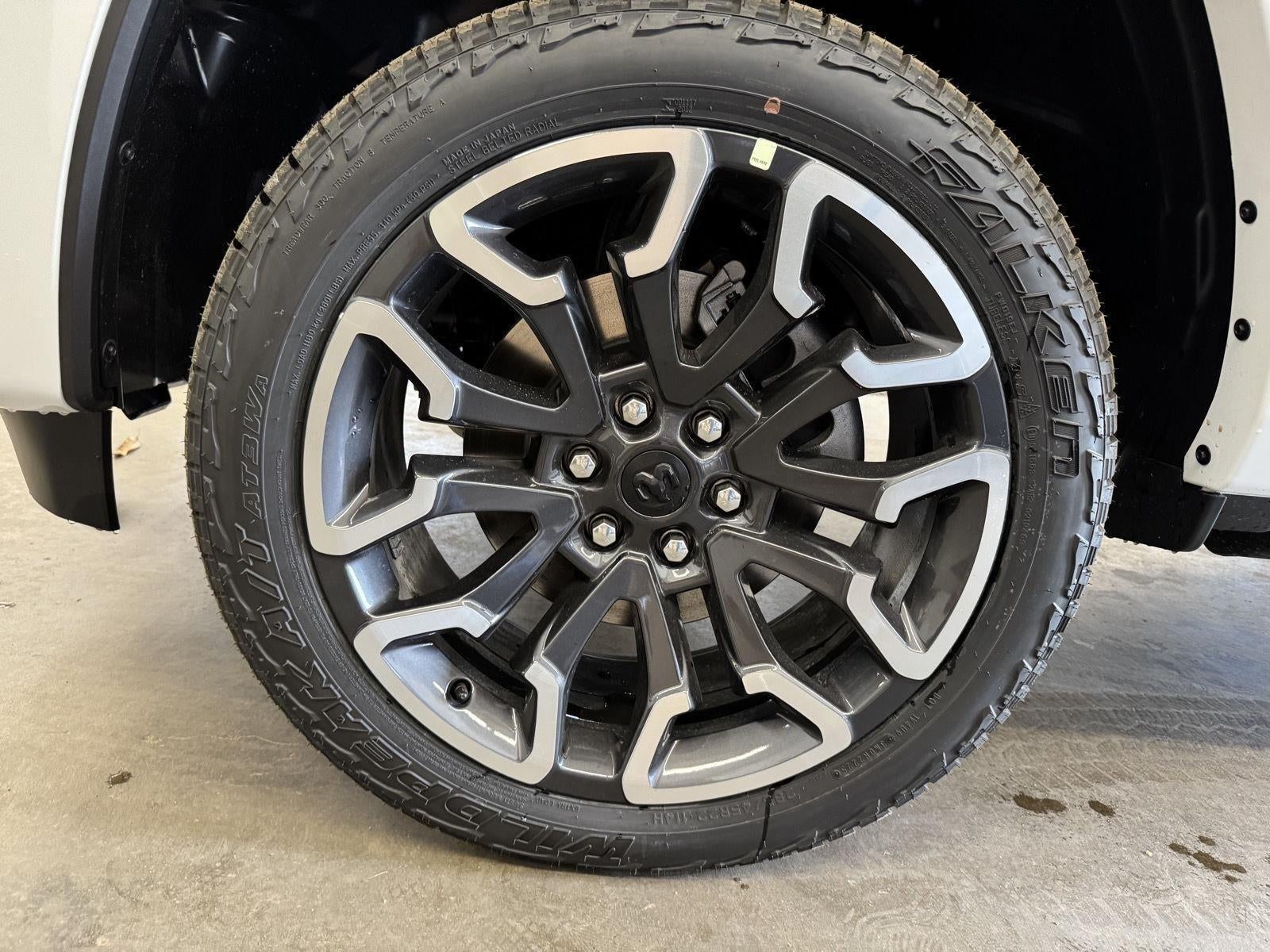 2026 RAM Ram 1500 RAM 1500 LIMITED CREW CAB 4X4 5'7' BOX