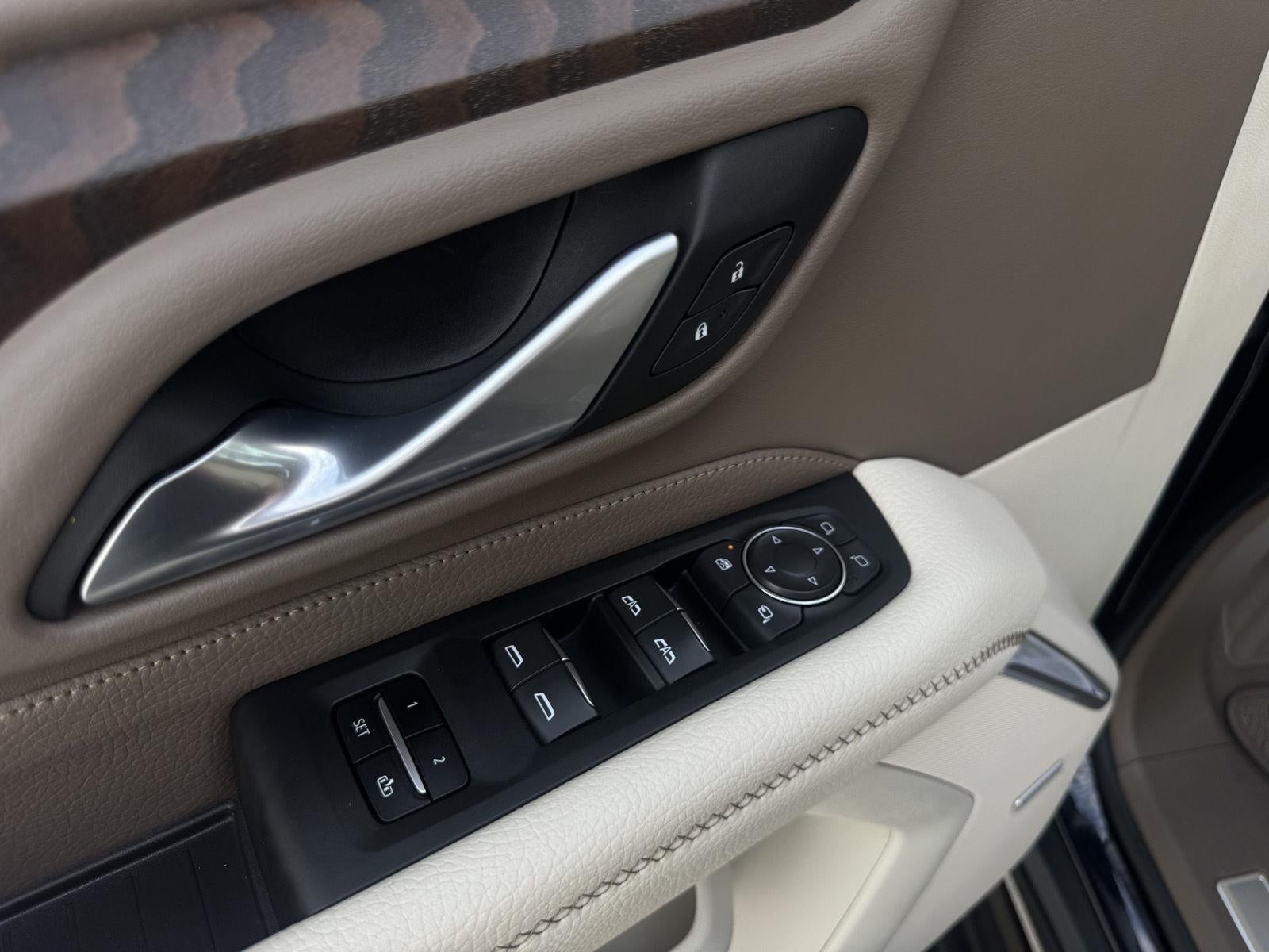 2022 GMC Yukon 4WD Denali
