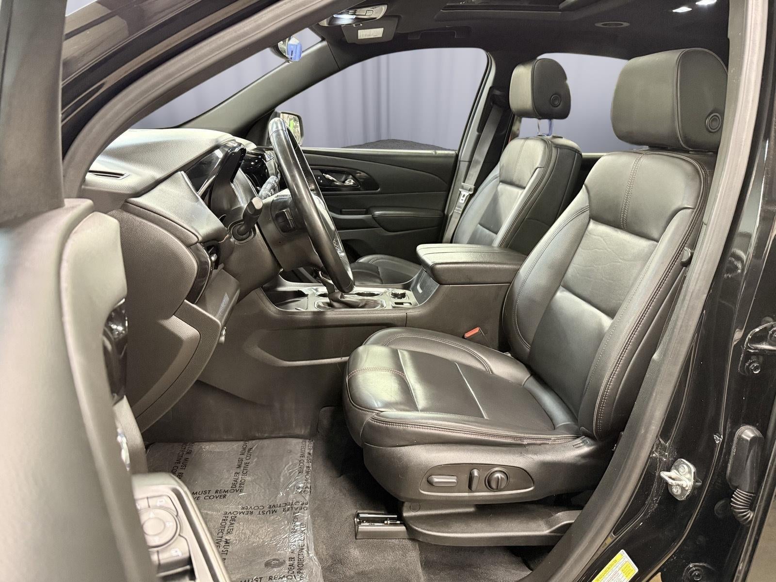 2023 Chevrolet Traverse AWD RS