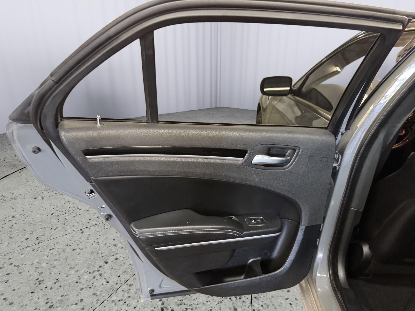 2019 Chrysler 300 300S