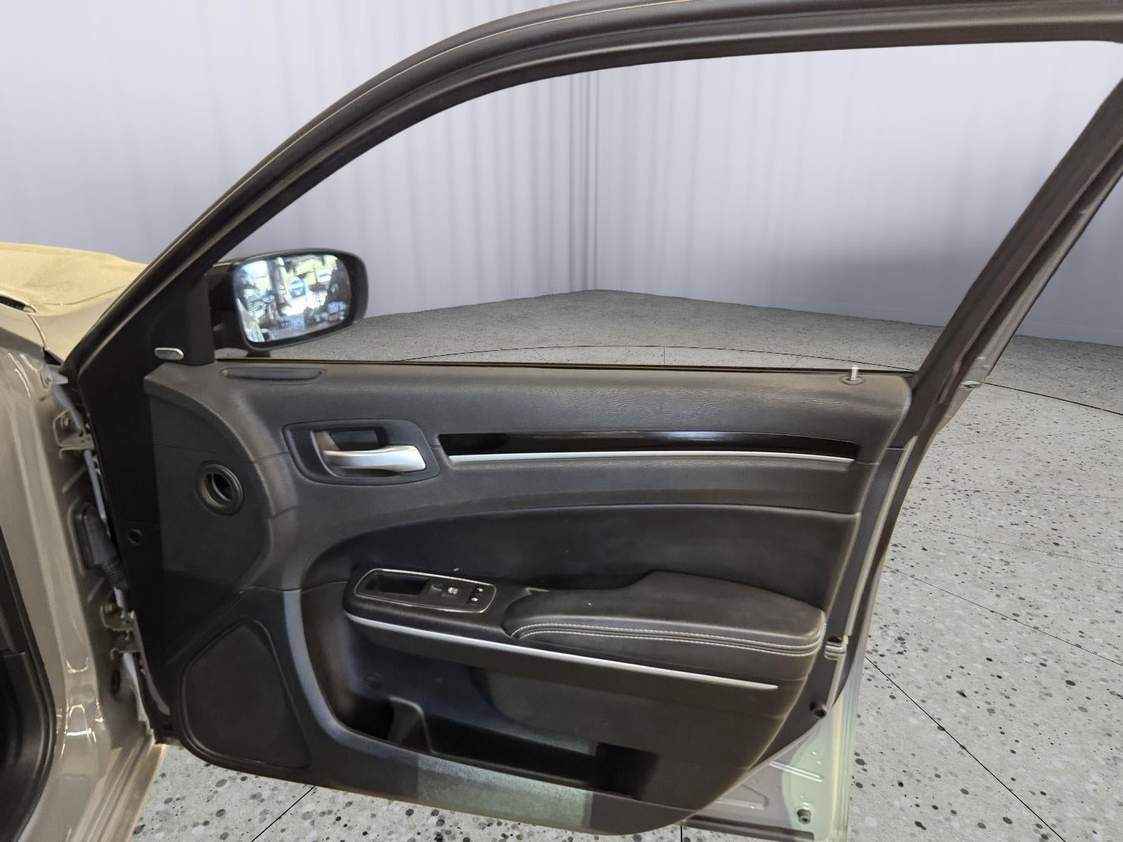 2019 Chrysler 300 300S