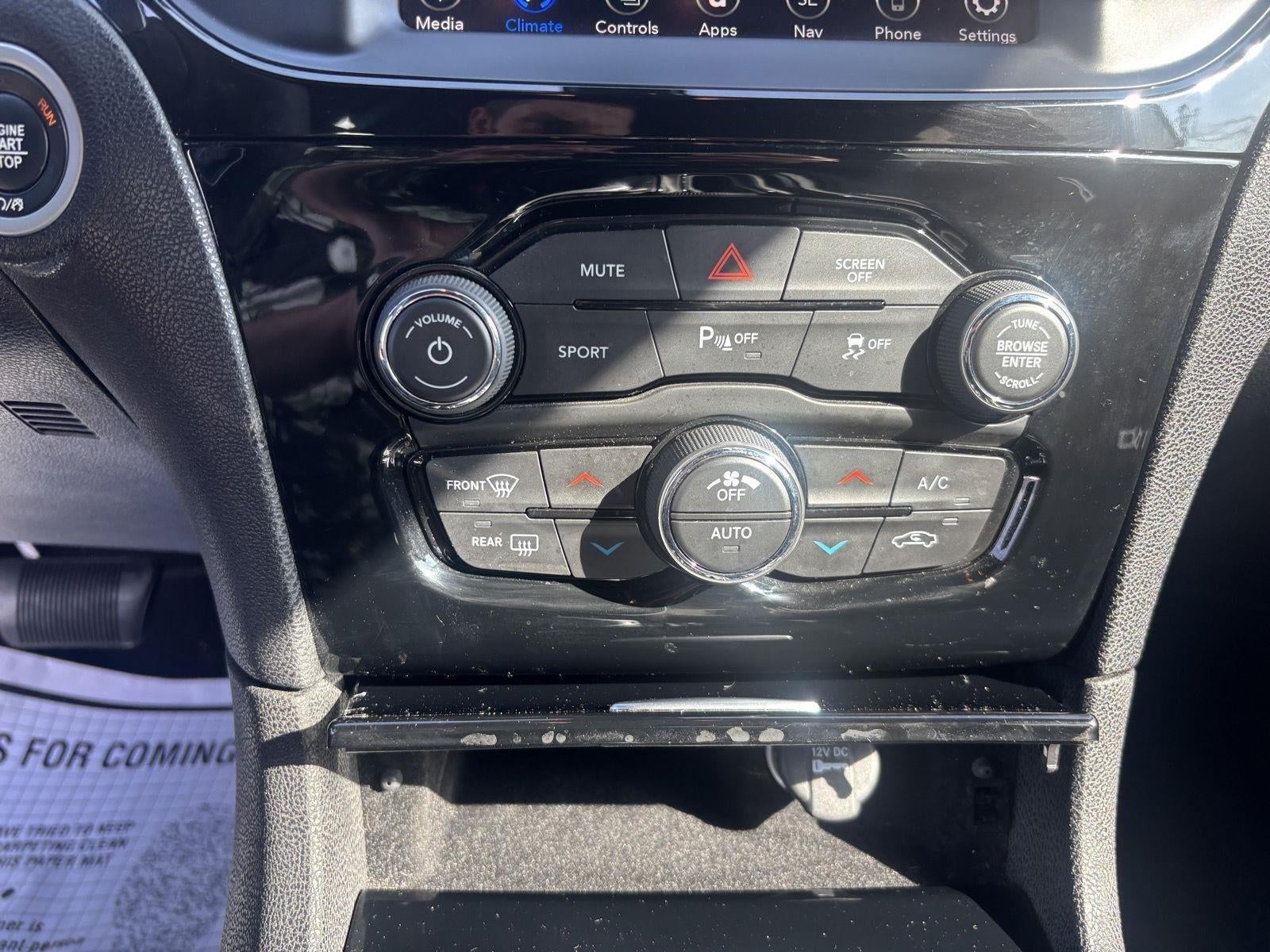 2022 Chrysler 300 300S