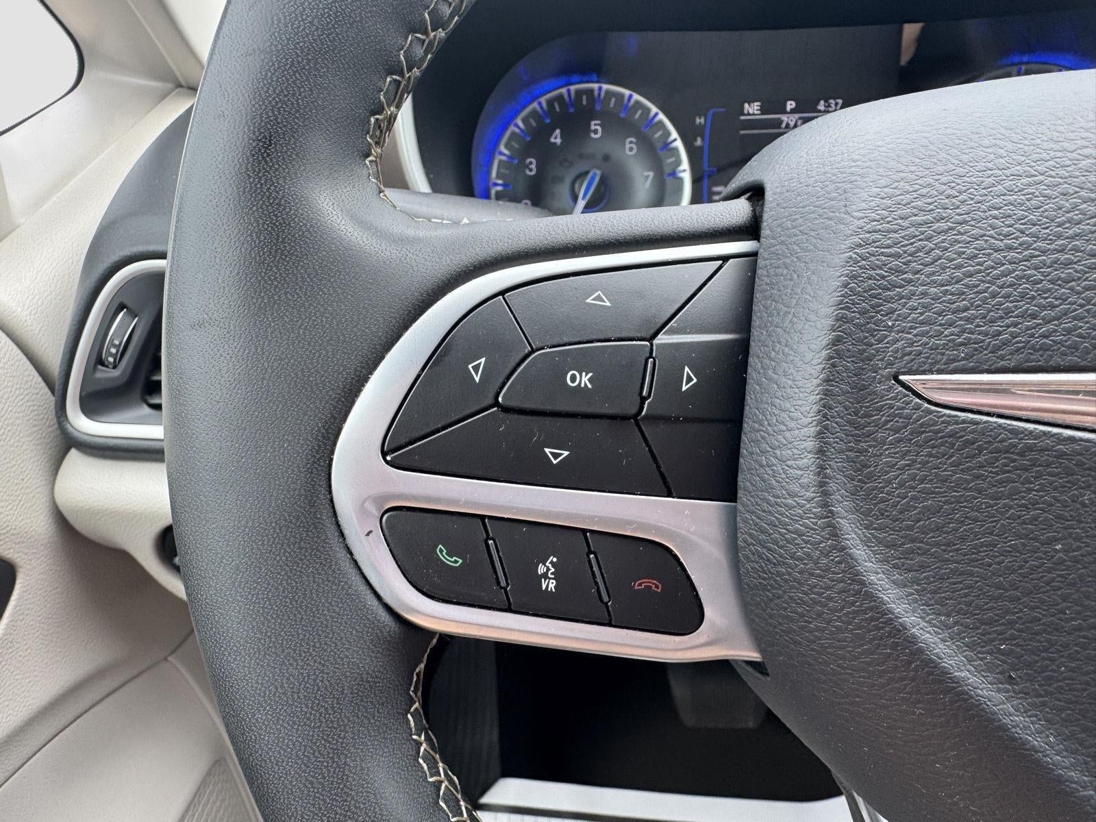 2023 Chrysler Voyager LX