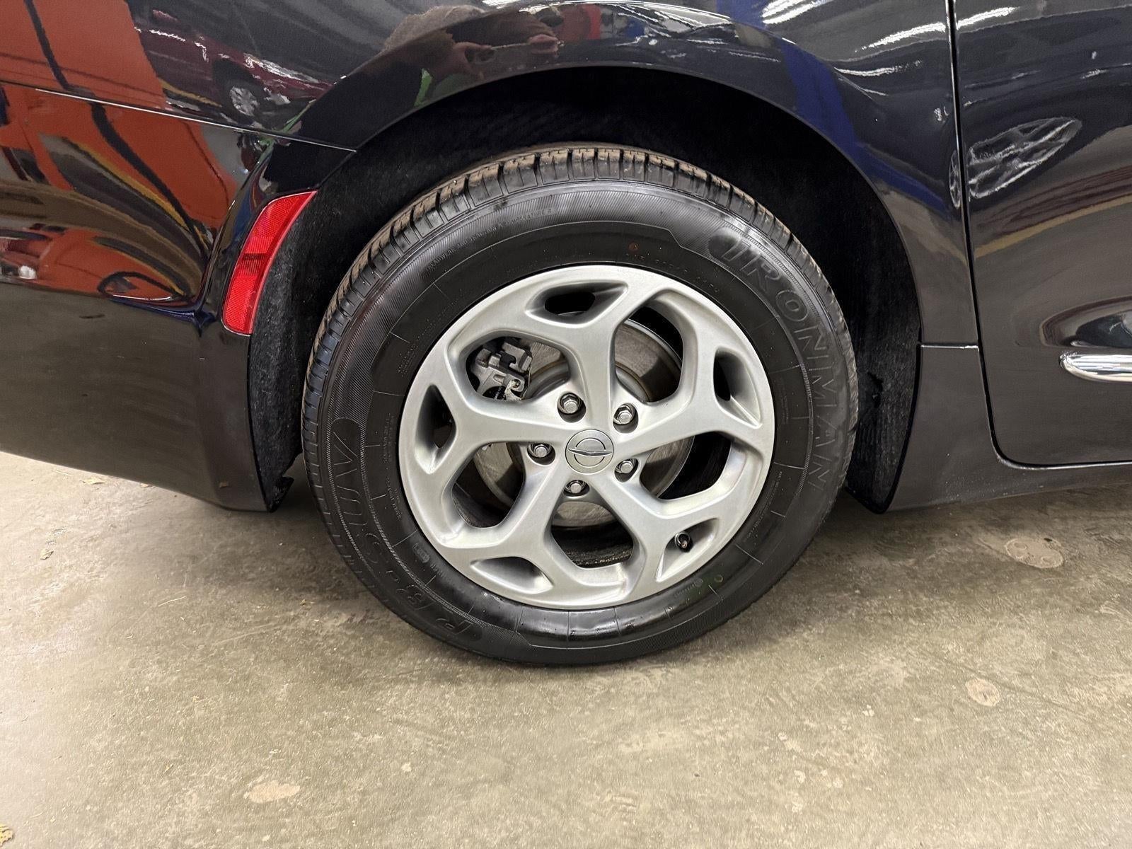 2023 Chrysler Pacifica Limited