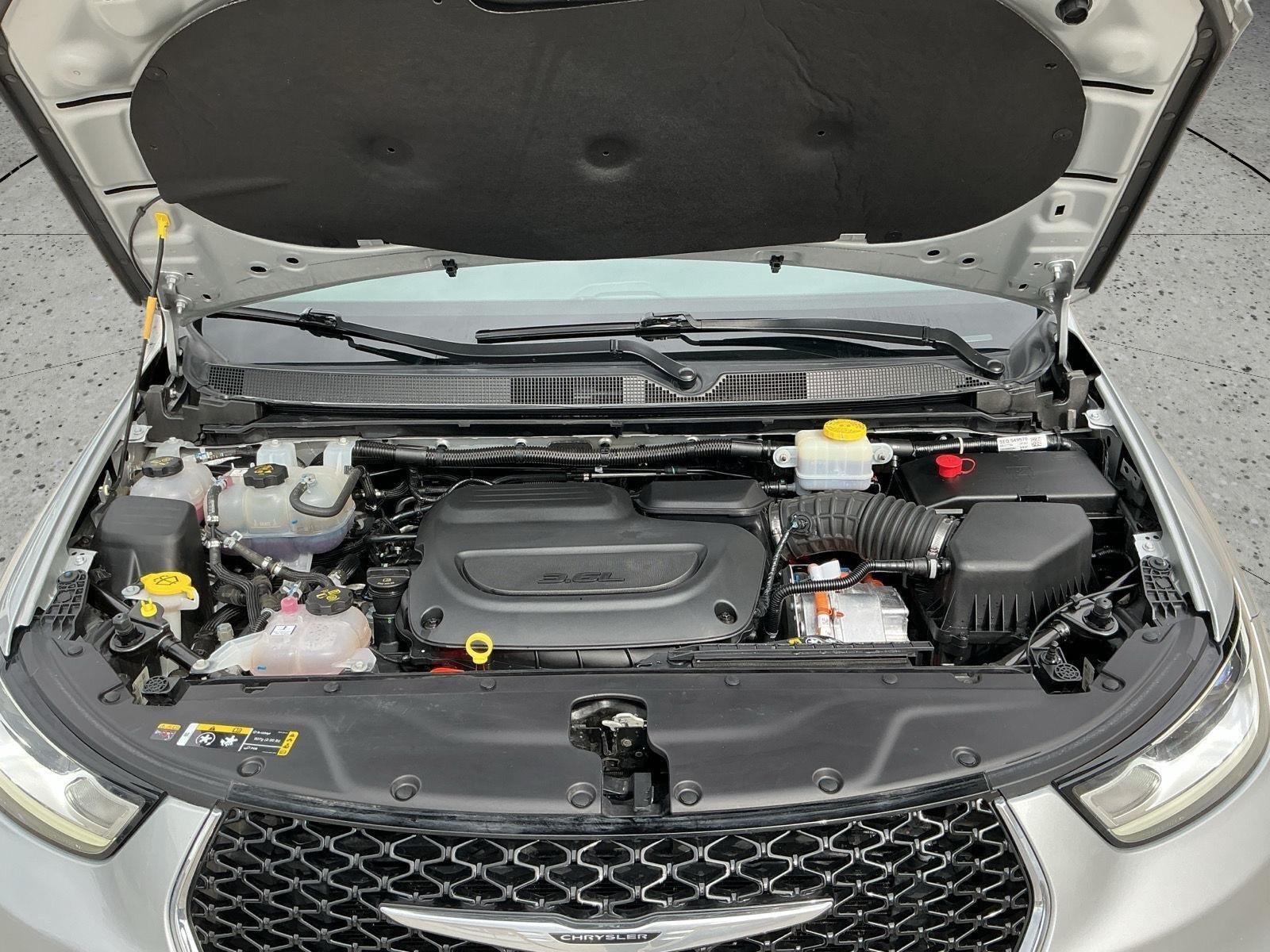 2024 Chrysler Pacifica Select