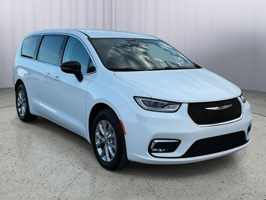 2024 Chrysler Pacifica Touring L AWD