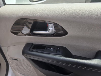 2021 Chrysler Pacifica Limited AWD
