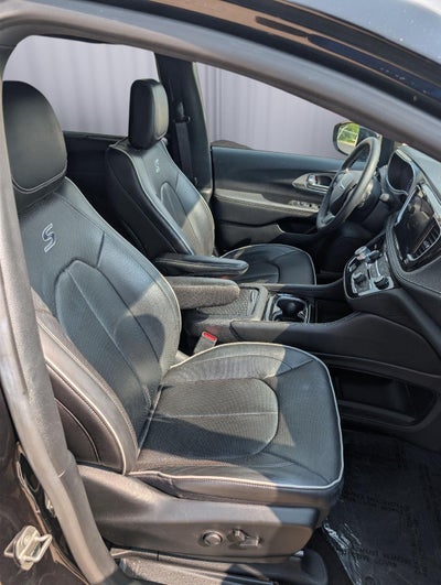 2024 Chrysler Pacifica Limited AWD