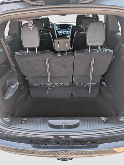 2024 Chrysler Pacifica Limited AWD