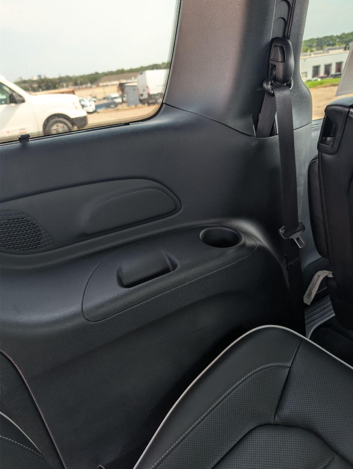 2024 Chrysler Pacifica Limited AWD