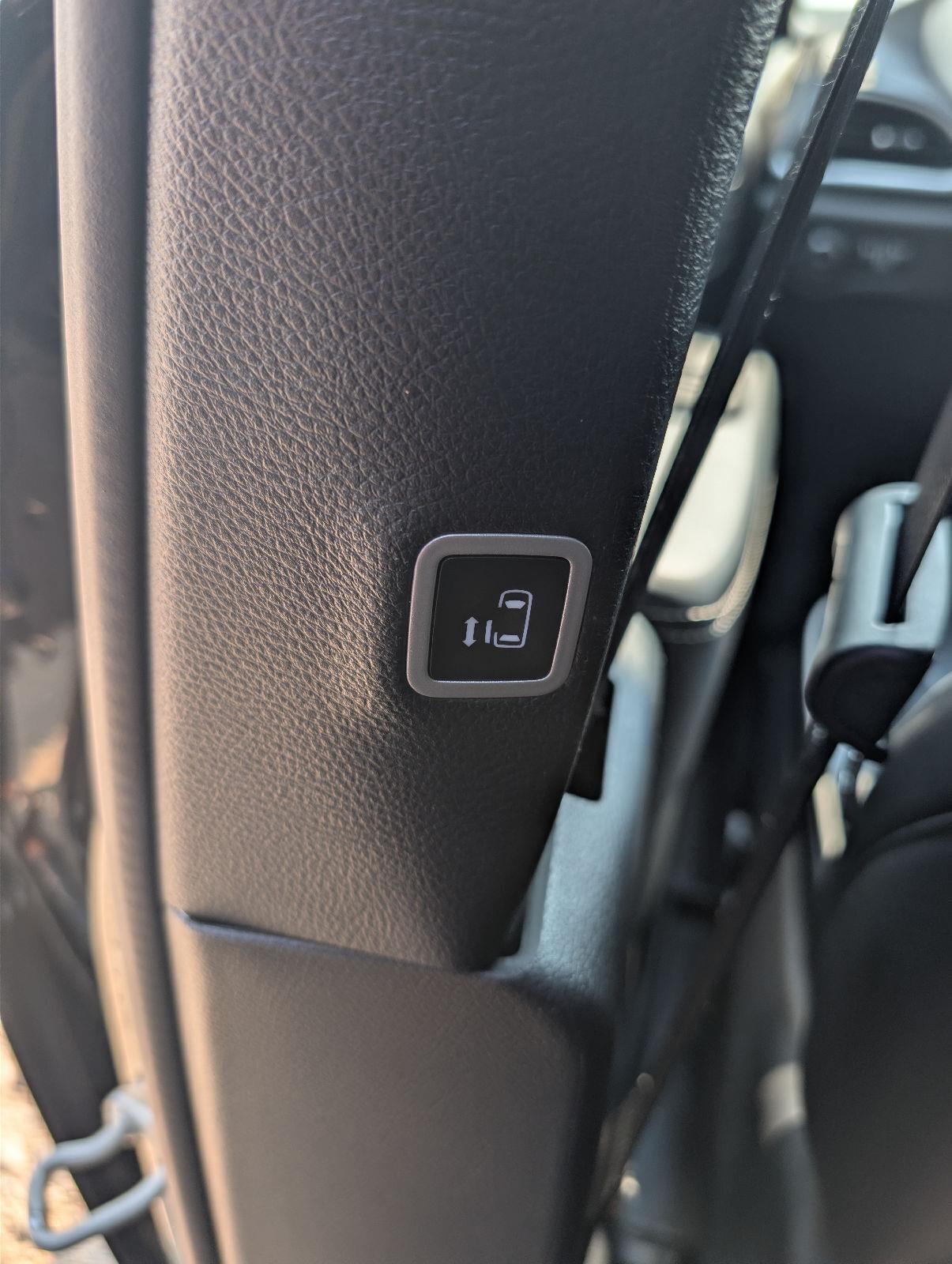 2024 Chrysler Pacifica Limited AWD