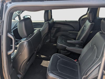 2024 Chrysler Pacifica Limited AWD