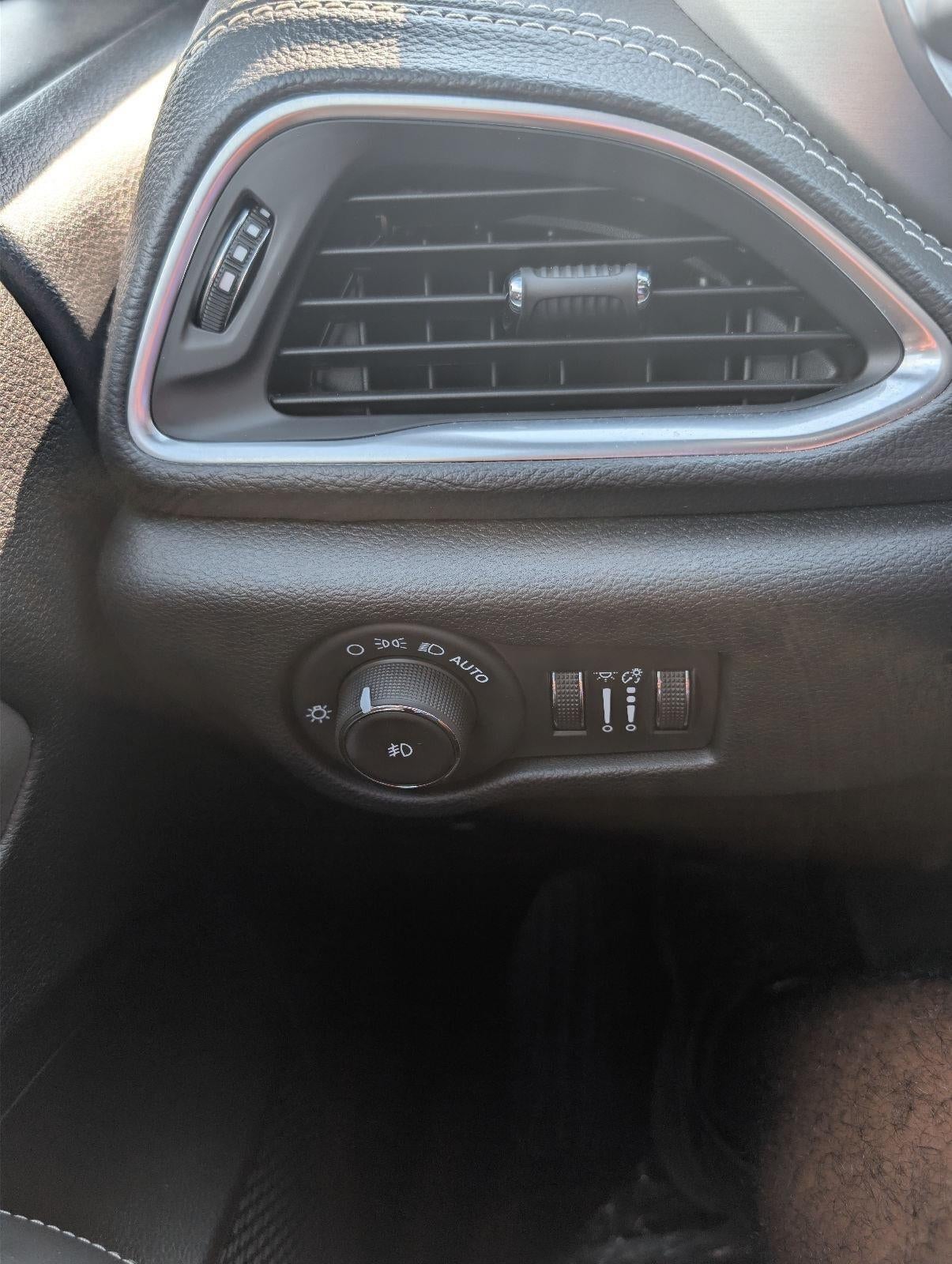2024 Chrysler Pacifica Limited AWD