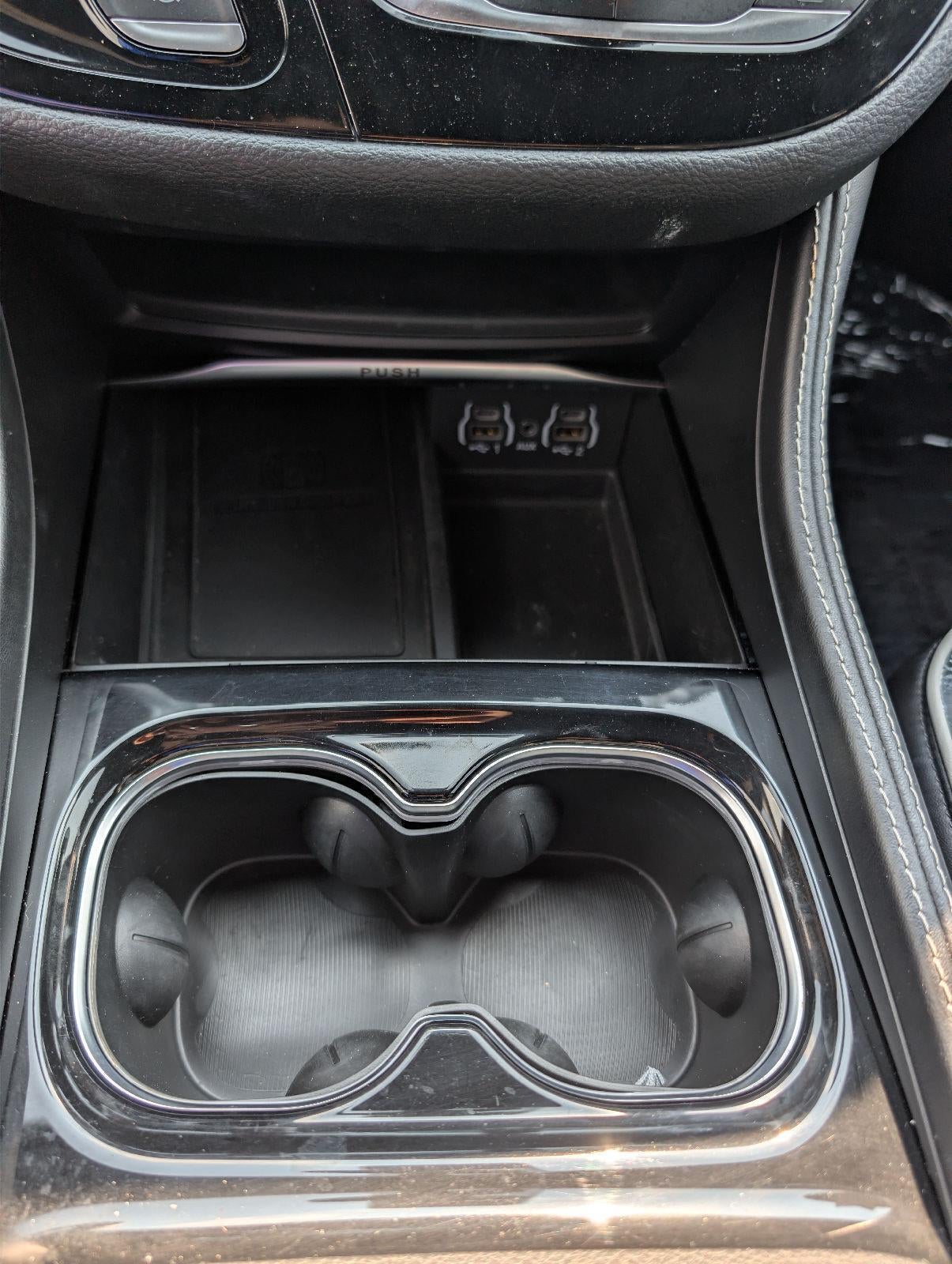 2024 Chrysler Pacifica Limited AWD